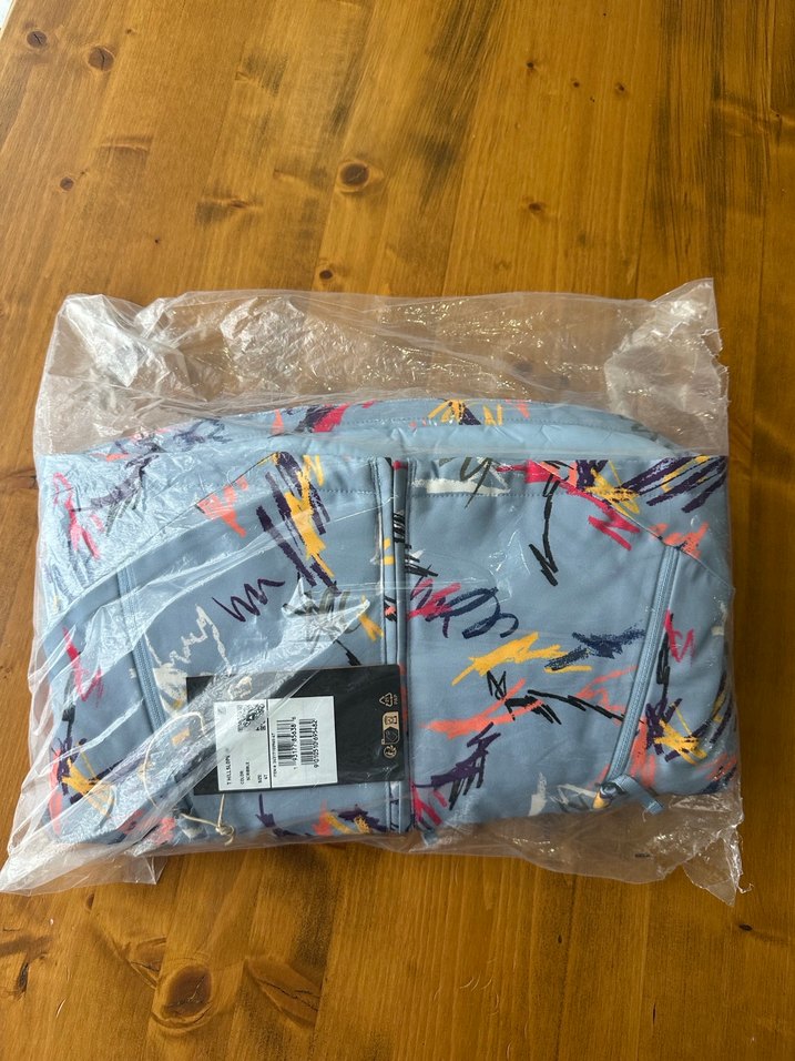 Kız Çocuk Mavi Kapüşonlu Fermuarlı Mont - Görsel 2