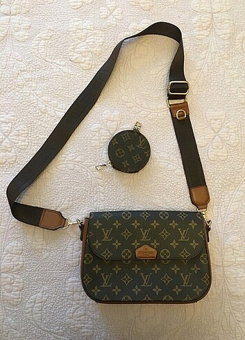 Louis Vuitton Omuz çantası 