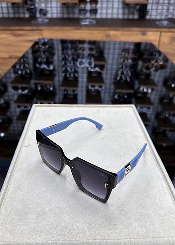 Beyaz Transparan Kadın Güneş Gözlüğü - Görsel 2