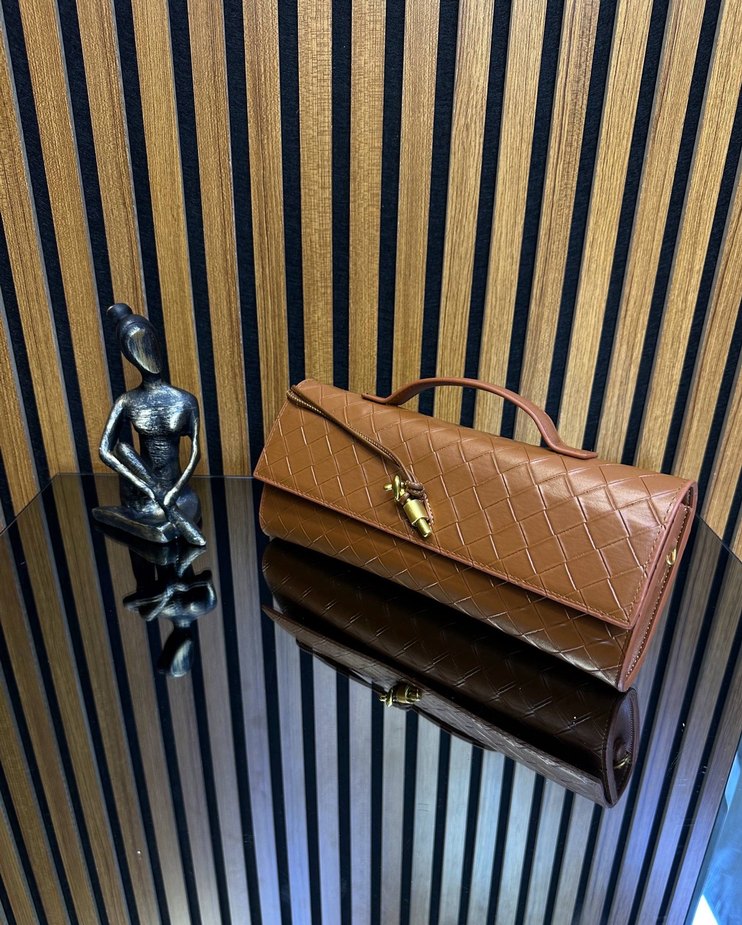 Klasik Siyah Deri Kadın Çanta - Görsel 4