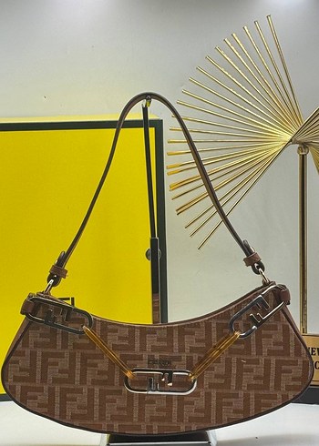 Zincir Detaylı Siyah Deri Kadın Çanta - Görsel 2