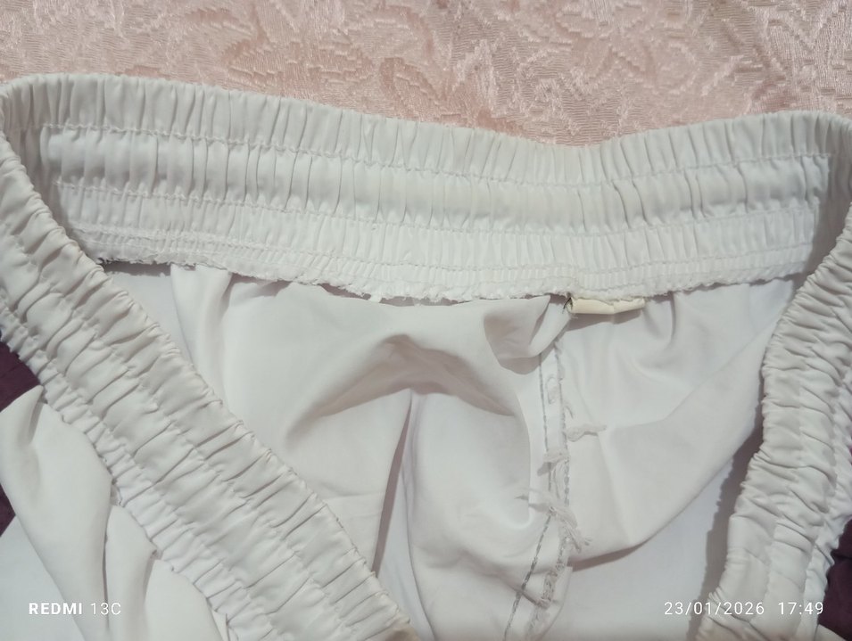 Erkek Beyaz Mini Rahat Kesim Deniz Şortu - Görsel 4