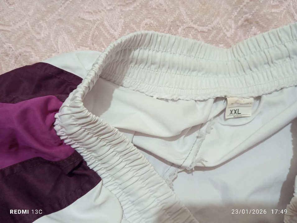 Erkek Beyaz Mini Rahat Kesim Deniz Şortu - Görsel 3