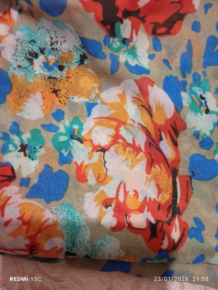 Çiçek Desenli sal - Görsel 3