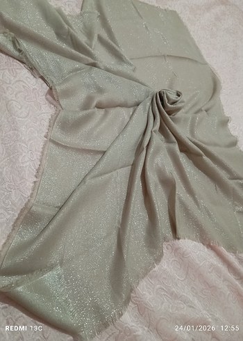 Parlak Simli Bej Kadın esarp - Görsel 3