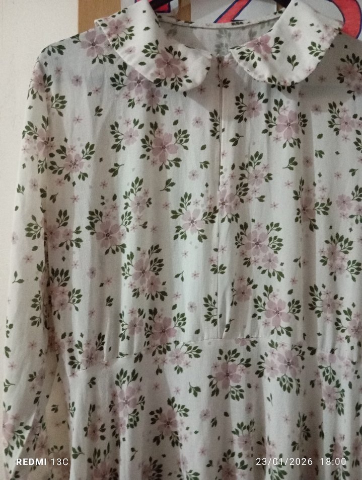 Pembe Çiçekli Uzun Kollu Uzun Elbise - Görsel 2