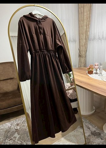 Uzun Kollu Koyu Kahverengi Elbise - Görsel 2