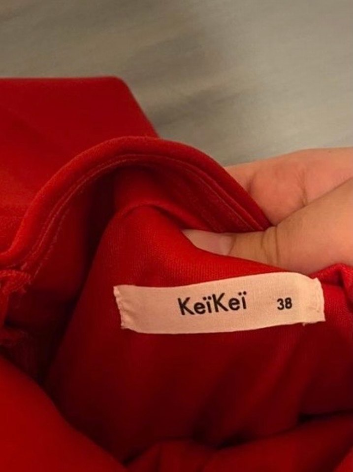 Kırmızı Drapeli Mini Straplez Abiye Elbise tek kollu - Görsel 3