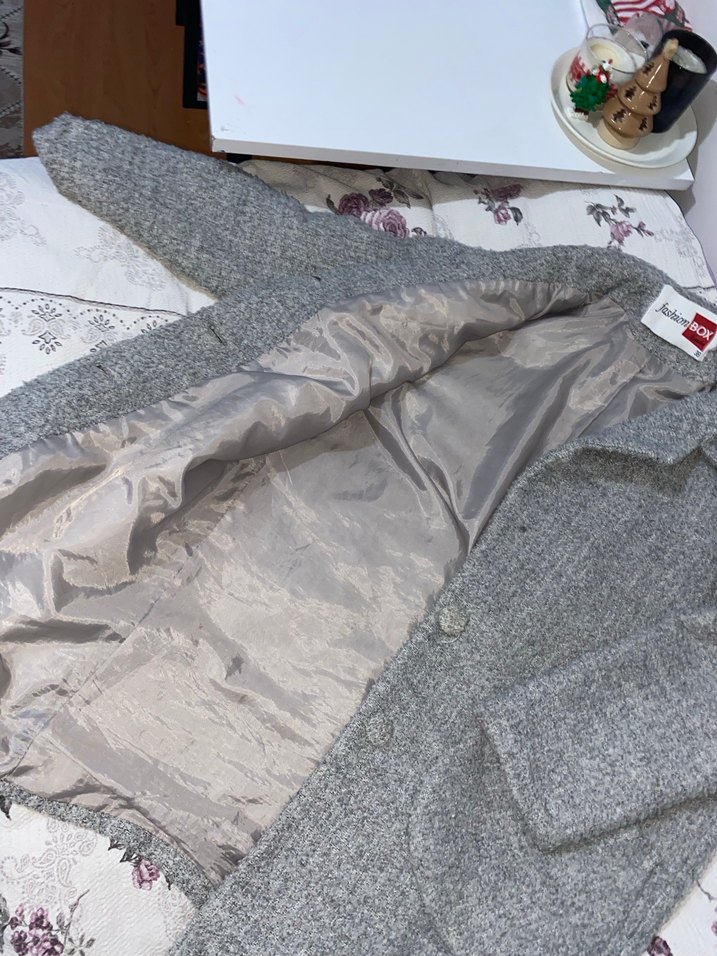 Gri Uzun Kadın Kaban - Görsel 3