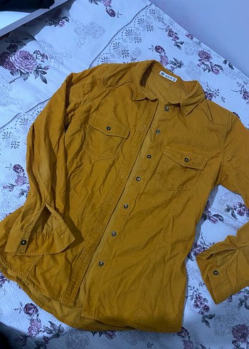 Sarı Düğmeli Uzun Kollu Keten Gömlek - Görsel 2