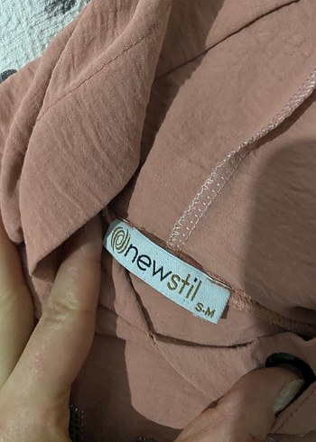 Pembe Kapüşonlu Kelebek Baskılı Sweatshirt - Görsel 3