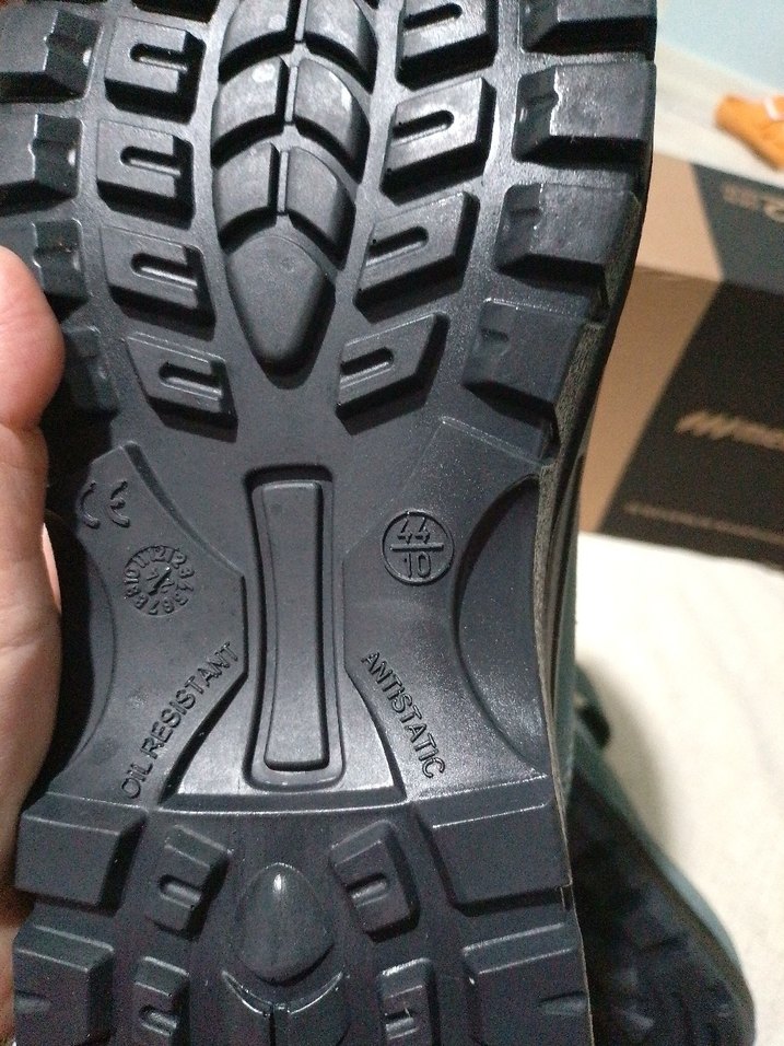 mekap 44 numara demirli ayakkabi - Görsel 4