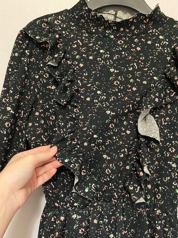 Cok güzel mevsimlik bir elbise cok az giyildi - Görsel 2