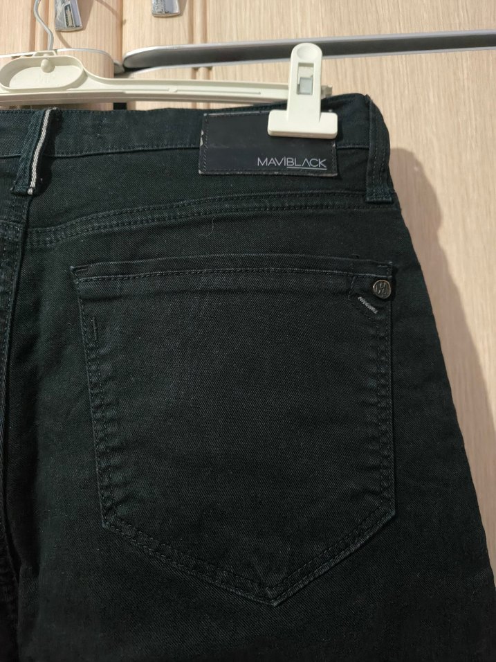 Siyah Kemerli Erkek Kot Pantolon - Görsel 3