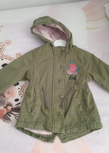 Kapüşonlu Nakışlı Kız Çocuk mont - Görsel 2