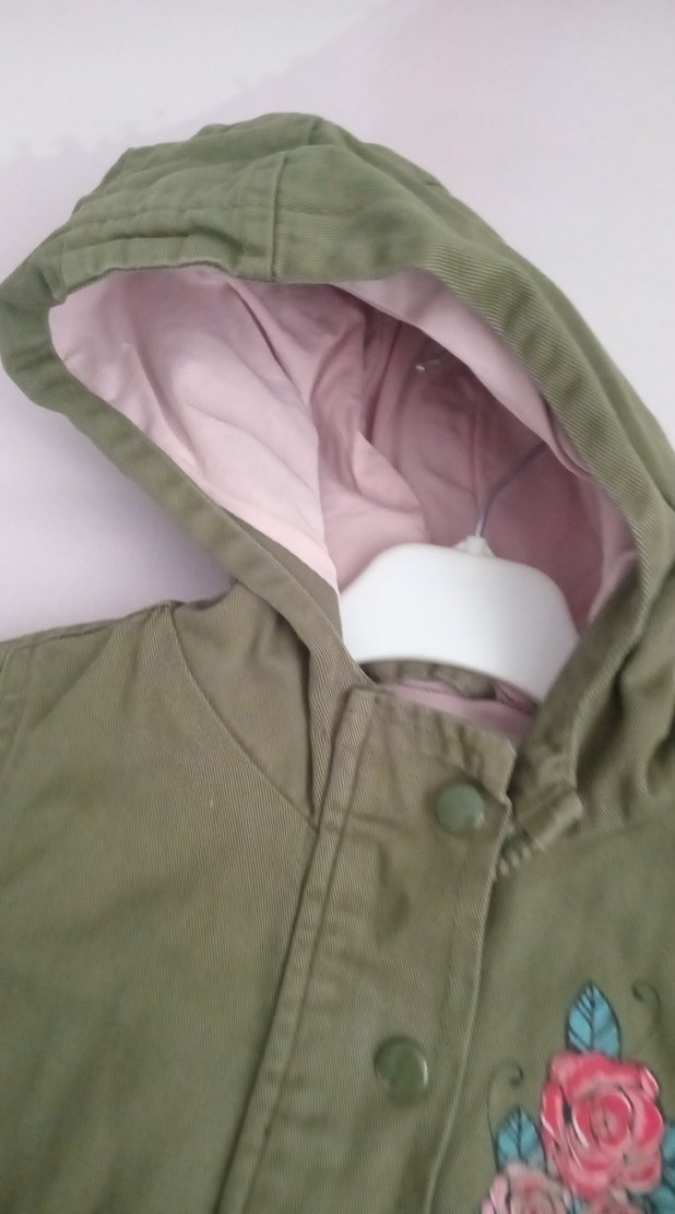 Kapüşonlu Nakışlı Kız Çocuk mont - Görsel 4