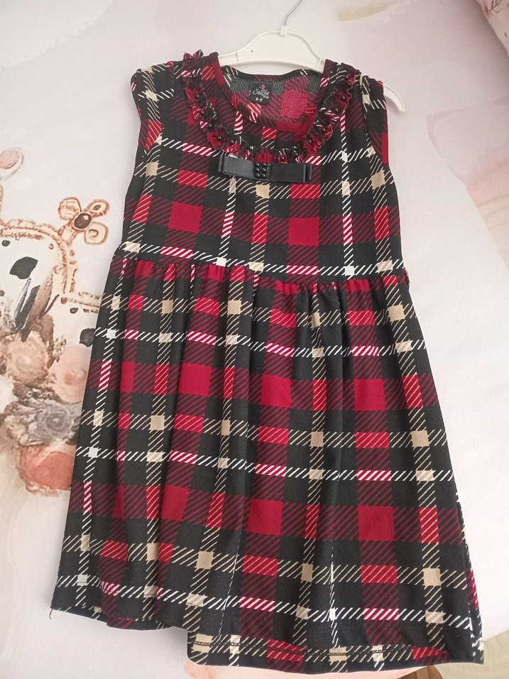 Kız Çocuk Kırmızı Ekose Fırfırlı Elbise - Görsel 2