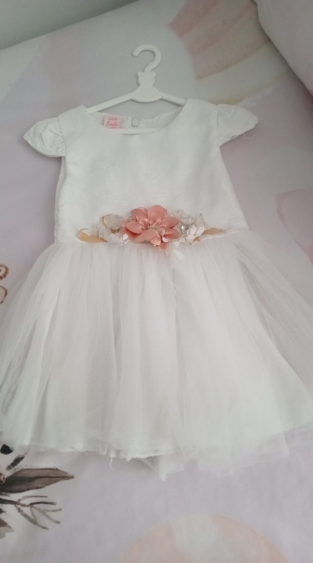 Kız Çocuk Beyaz Çiçekli Klasik Elbise - Görsel 4