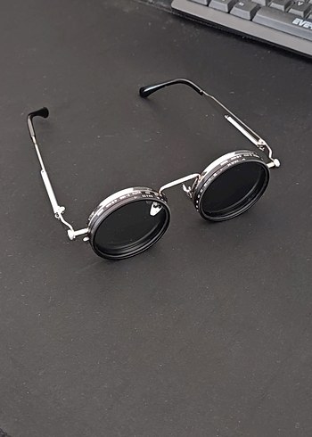 Kontrol Sende Ayarlanabilir Güneş Gözlüğü - Görsel 3