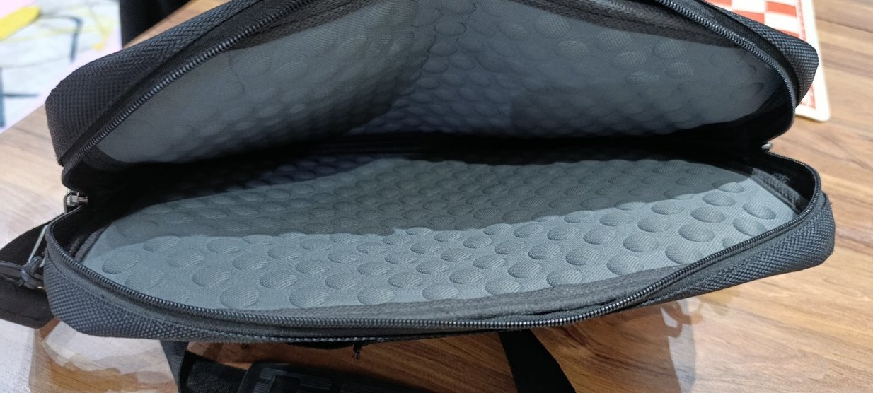 Siyah Fermuarlı Kadın Laptop Çantası - Görsel 5