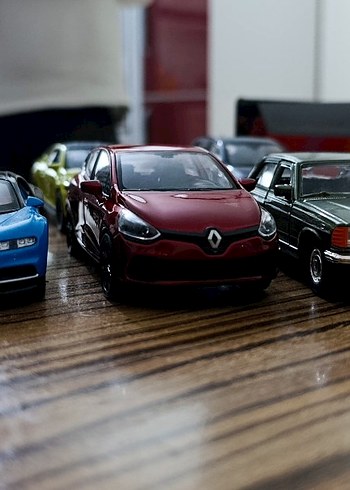 Kırmızı ve Gri Oyuncak Arabalar Seti - Görsel 18