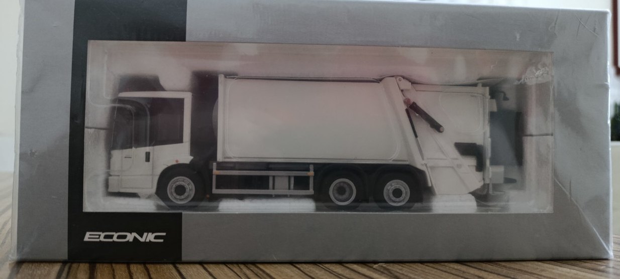 --TÜRKİYEDE BULUNMAYAN--
Mercedes-Benz Oyuncak Çöp Kamyonu - Görsel 3