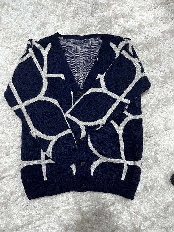 Desenli V Yaka Midi Kadın Hırka - Görsel 2