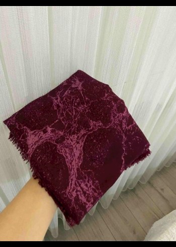 Bordo Kadın Şal Drapeli Tasarım - Görsel 3