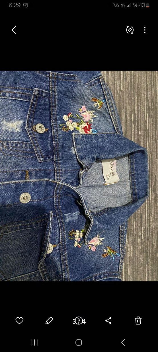 Nakış İşlemeli Düğmeli Kadın Kot Ceket - Görsel 3