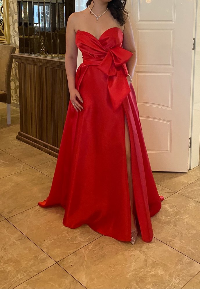 Kırmızı Drapeli Straplez Uzun Abiye Elbise - Görsel 2