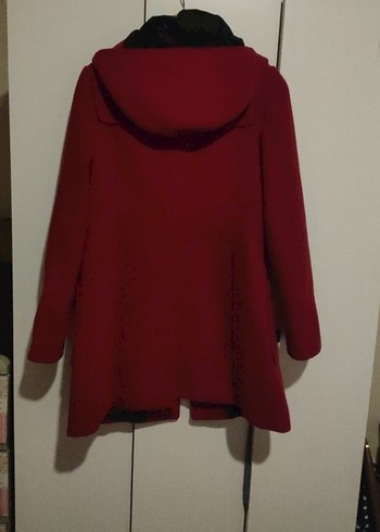 KAPÜŞONLU KIRMIZI KADIN KABAN - Görsel 3