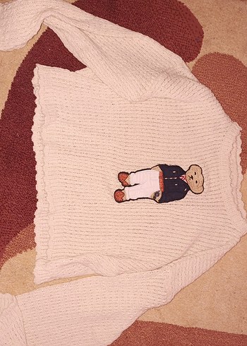 Ayı Figürlü Beyaz Örgü Kadın Kazak - Görsel 2