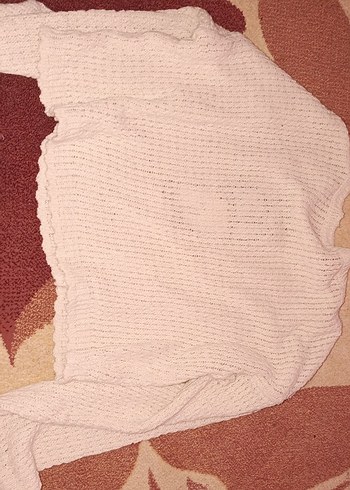 Ayı Figürlü Beyaz Örgü Kadın Kazak - Görsel 4