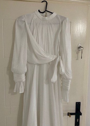 Beyaz Abiye Tesettür - Görsel 2