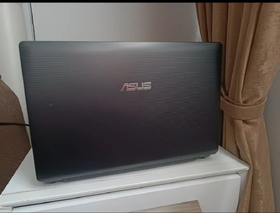Siyah ASUS Dizüstü Bilgisayar - Görsel 2