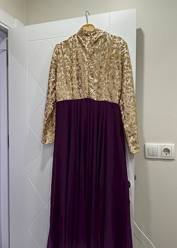 Uzun Mor Parlak Desenli Kadın Abiye Elbise - Görsel 4
