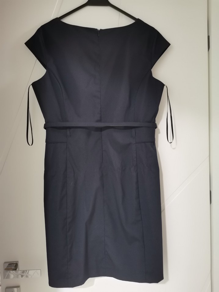 Lacivert V Yakalı Kemerli Midi Elbise - Görsel 2