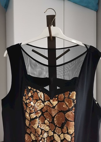 Drapeli Yılan Desenli Uzun Abiye Elbise - Görsel 4