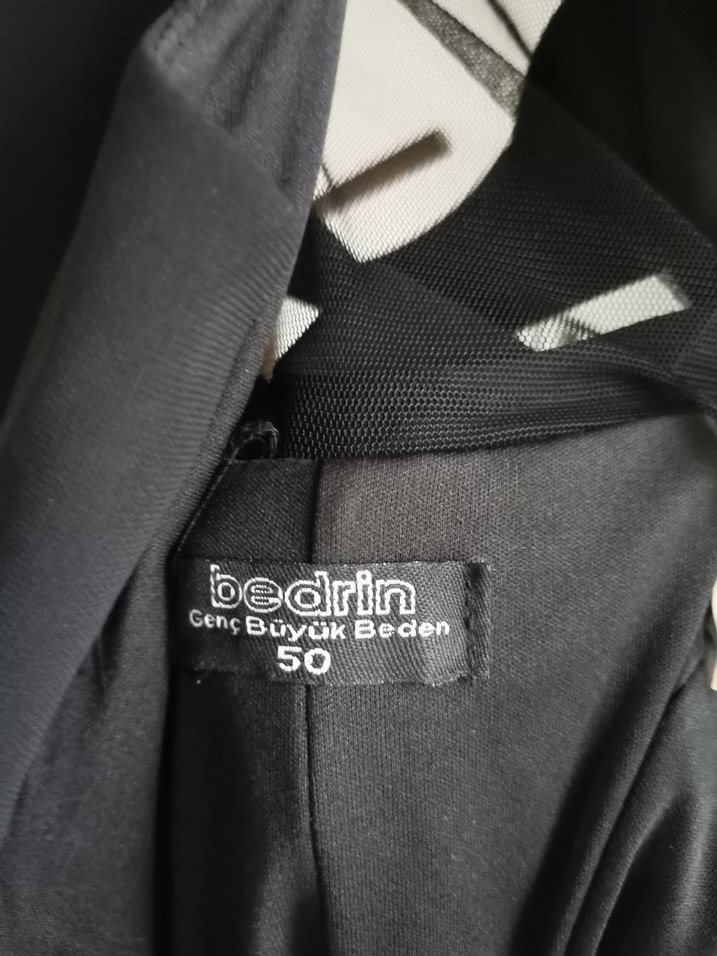 Drapeli Yılan Desenli Uzun Abiye Elbise - Görsel 5