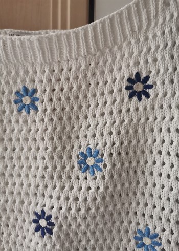 Nakışlı Beyaz Örgü Kadın Crop - Görsel 4