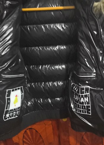 Siyah Kapüşonlu Erkek Mont Kürklü - Görsel 2