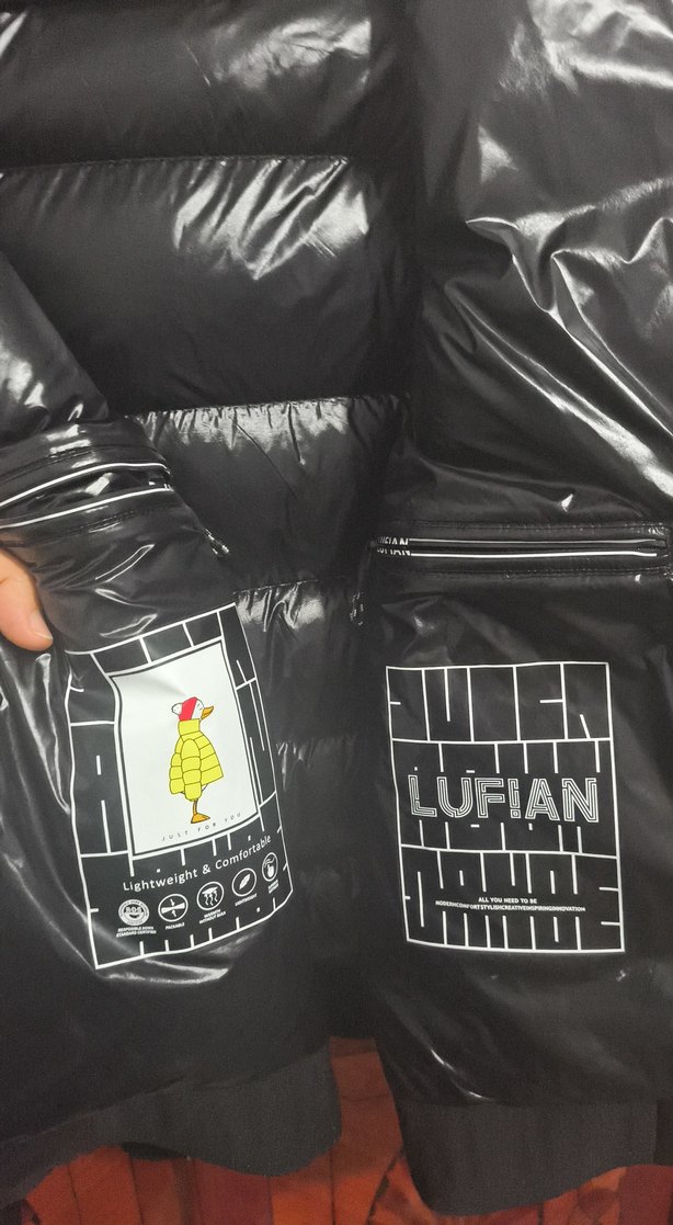 Siyah Kapüşonlu Erkek Mont Kürklü - Görsel 3