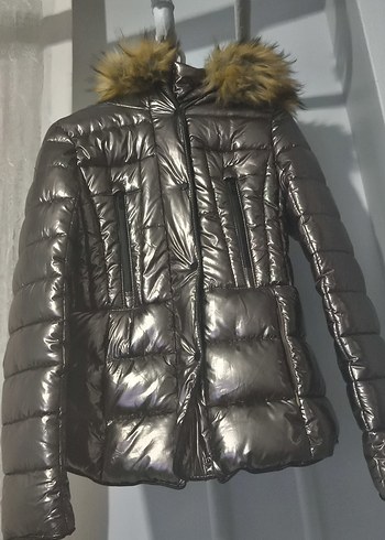 Gri Parlak Kürklü Kadın Kışlık Mont - Görsel 3