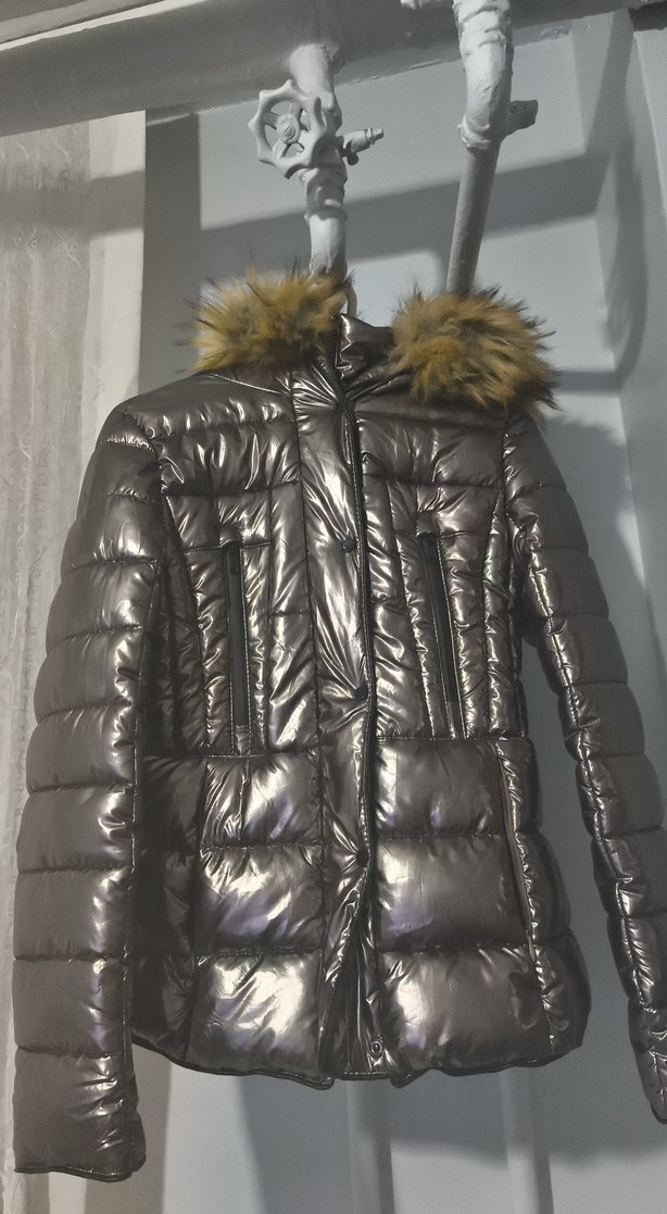 Gri Parlak Kürklü Kadın Kışlık Mont - Görsel 2