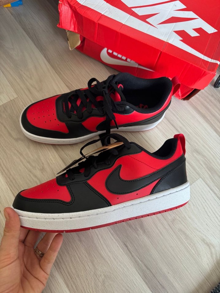 Kırmızı Siyah Bağcıklı Kadın Spor Ayakkabı - Görsel 5