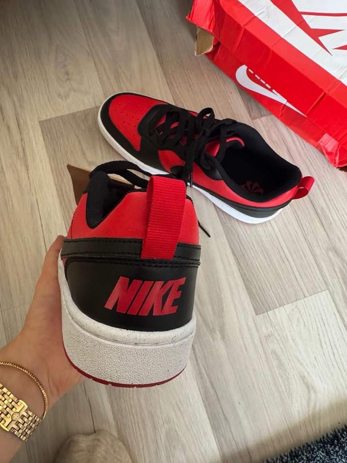 Kırmızı Siyah Bağcıklı Kadın Spor Ayakkabı - Görsel 3