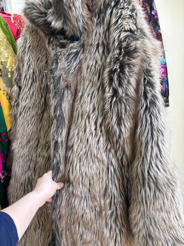 Kahverengi Leopar Desenli Uzun Kadın Kürk - Görsel 4