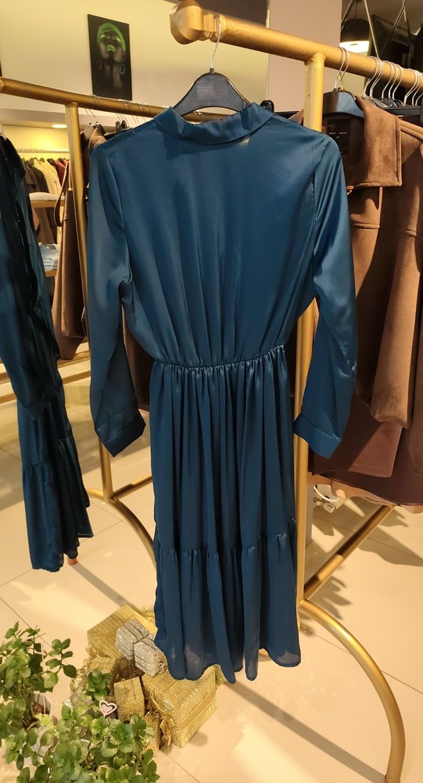 Mavi Piliseli Uzun Kadın Elbise - Görsel 2