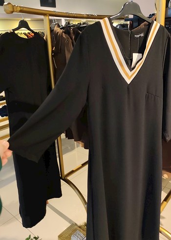 Siyah V Yaka Uzun Salaş Elbise - Görsel 2