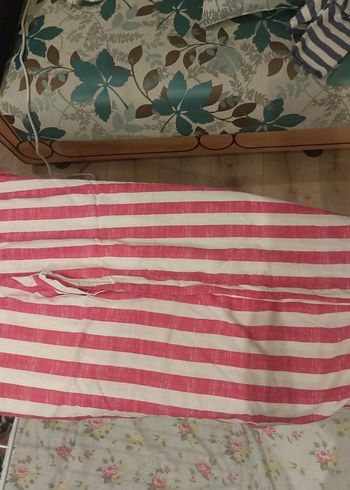 Viskon İnce Kumaş Kırmızı Çizgili Kadın Pantolonu - Görsel 2